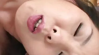 Curvy Japanese babe masturbates and quivers